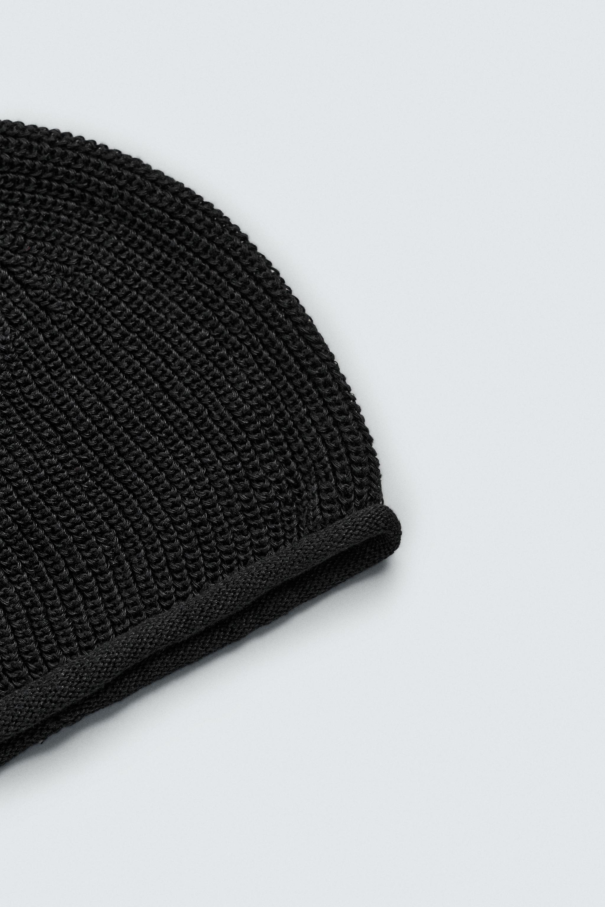 BONNET EN MAILLE 100% LIN